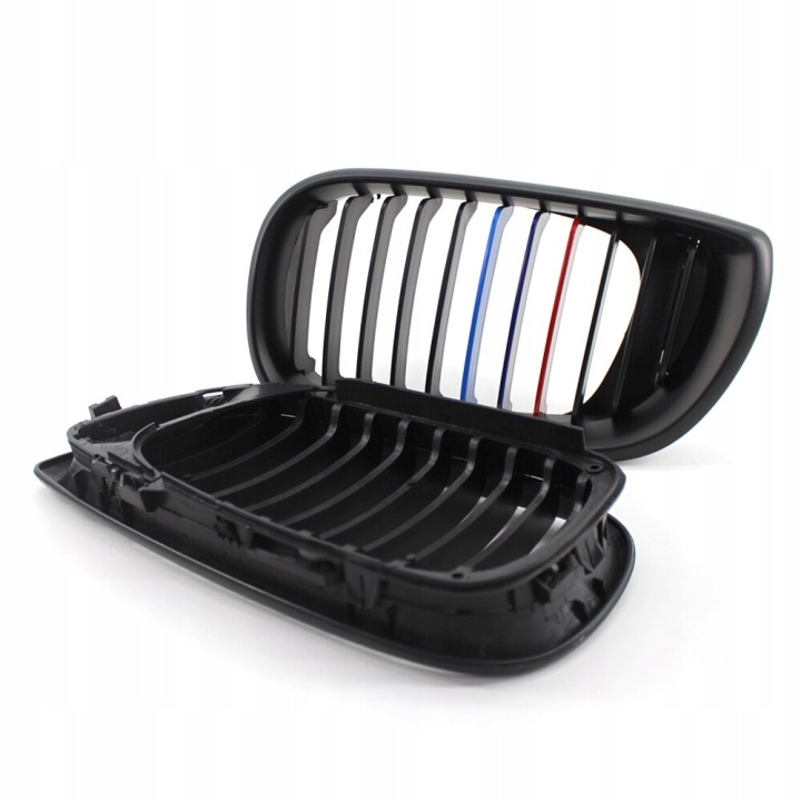 CALANDRE RÉSERVOIR NOIR L+P BMW 3 E46 01-06 BERLINE UNIVERSEL