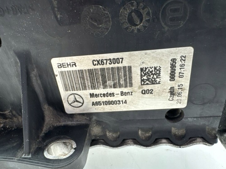 MERCEDES-BENZ C W205 2015 RADIATEUR AIR DE CHARGE ÉCHANGEUR AIR-AIR