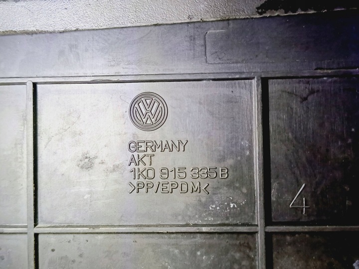 CHÂSSIS SUR BATTERIE COMPLÈTE VW TOURAN I 1K0915335B 1K0915443 NR1