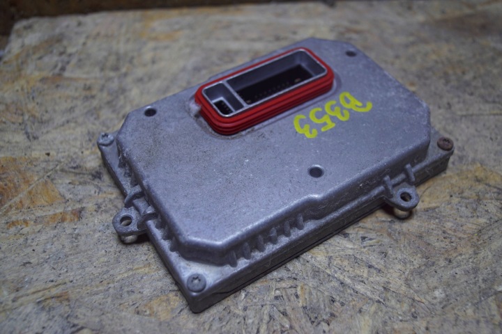PEUGEOT MODULE CONVERTISSEUR XÉNON 130732916600 (B353)