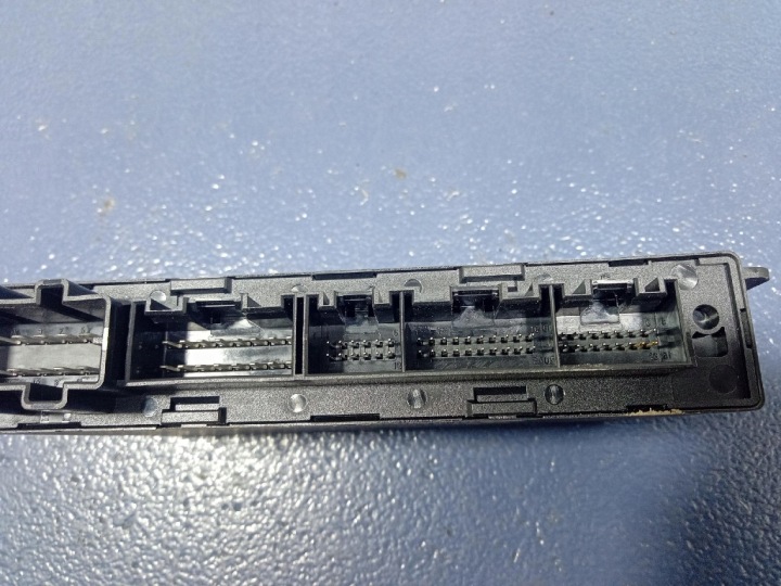 AUDI A4 B6 2.0B 130KM CONTRÔLEUR MODULE CONFORT 8E0959433AD