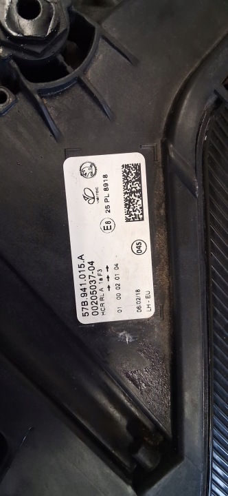 SKODA KAROQ 57B PHARE GAUCHE AVANT 57B941015 A ORIGINAL