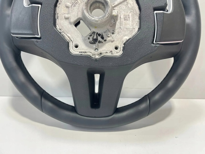 VOLANT BMW F40 8746690 2.0L GASOLINE 225KW 2021