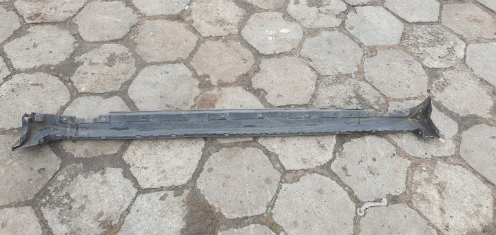 MOULURE REVÊTEMENT SEUIL DROITE LY1Q AUDI A4 B7 AVANT 8E0853860