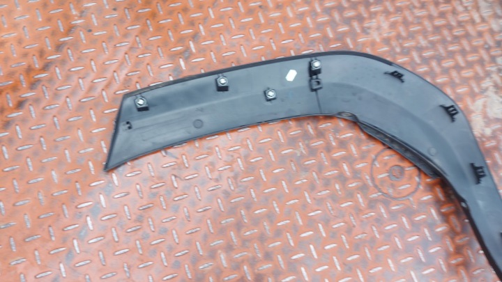 MOULURE REVÊTEMENT GARDE-BOUE DROITE DROIT ARRIÈRE TOYOTA YARIS CROSS 21-