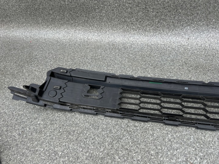 GRILLE PARE-CHOCS AVANT KODIAQ 565853677A