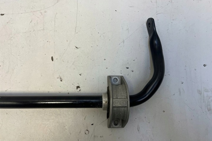 STABILISATEUR ARRIÈRE BMW X7 (G07) 6893547 3.0L GASOLINE 250KW 2023
