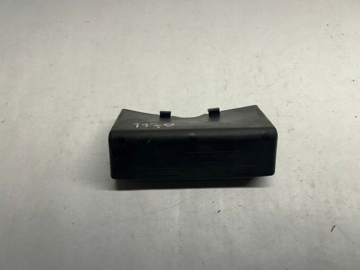 MERCEDES-BENZ GL X166 TAPIS VERS BOÎTE À GANTS A1666831194 2014