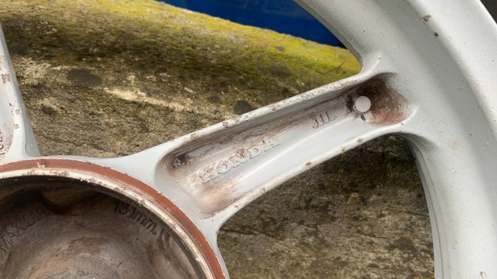 JANTE ARRIÈRE HONDA SH 125 R. 2009 120/80/16 VIPER STRYKE