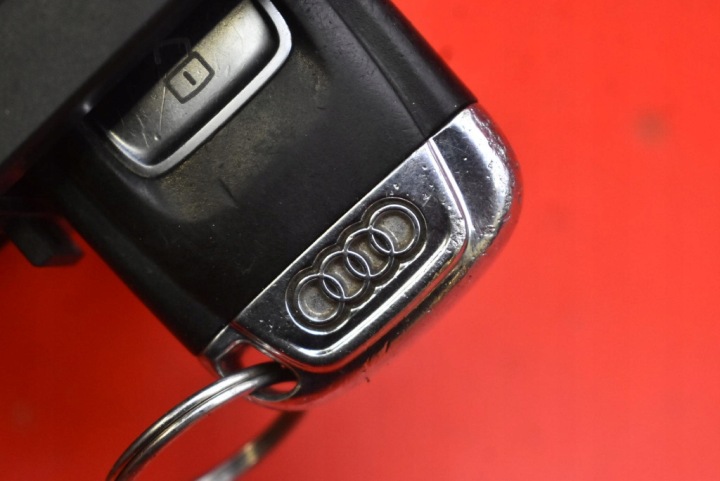 CONTACTEUR D'ALLUMAGE CLÉ 8K0909131B AUDI A4 B8 2.0 TDI 143 KM 07-11