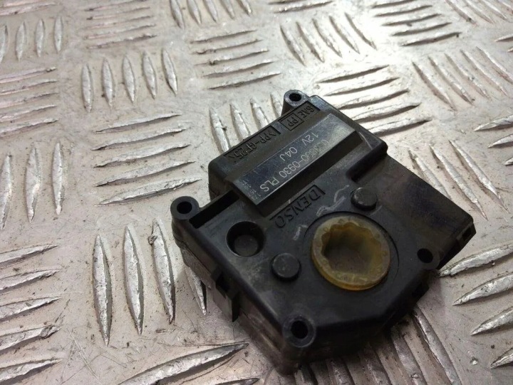SOUPAPES STERUJACE CHAUFFAGE LEXUS LS (_F4_) 0638000930 30981278 4.6L