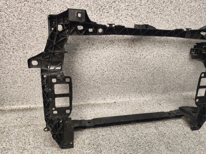 PANNEAU AVANT TOUAREG III AUDI Q7 Q8 760805588N