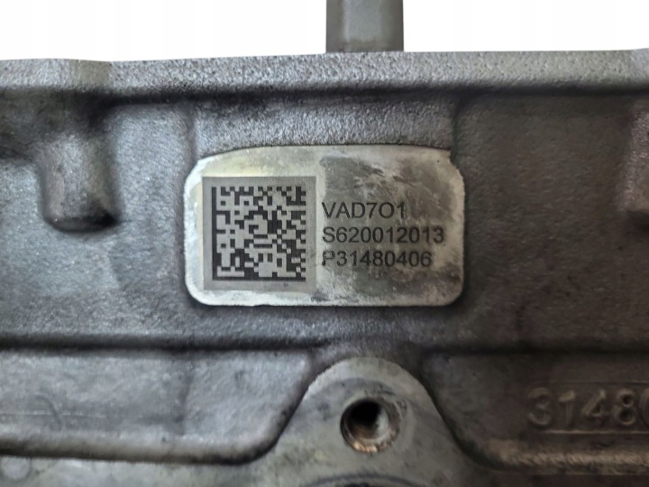 2015 VOLVO V40 CULASSE MOTEUR P31480408