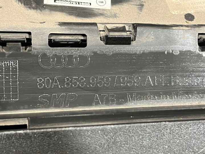 AUDI Q5 II 80A FY LIFT 20-24 S-LINE MOULURE INFÉRIEURE PORTES GAUCHE AVANT AVANT