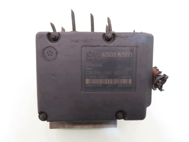 POMPE ABS VOLVO V70 II 9496946 9496945 10094904203