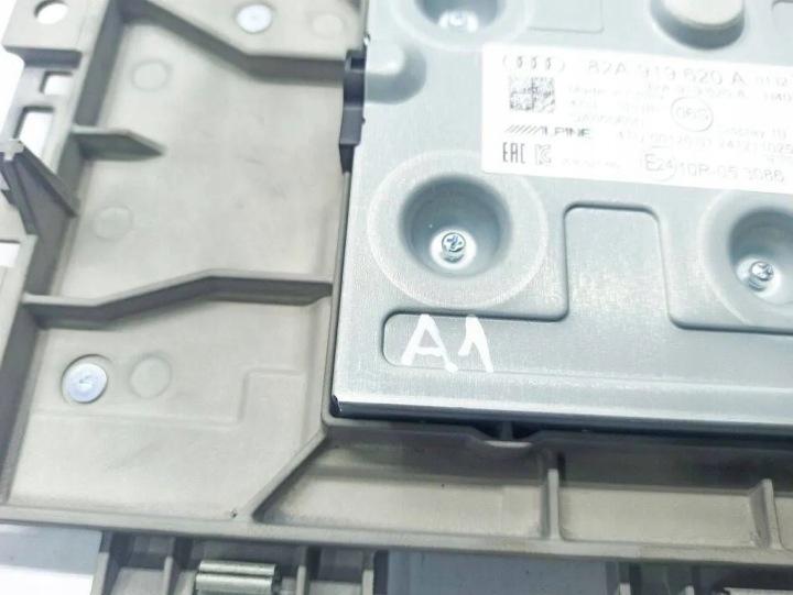 ÉCRAN NAVIGATION AUDI A1 SPORTBACK (8XA, 8XF) 82A919620A 1.0L GASOLINE 70KW