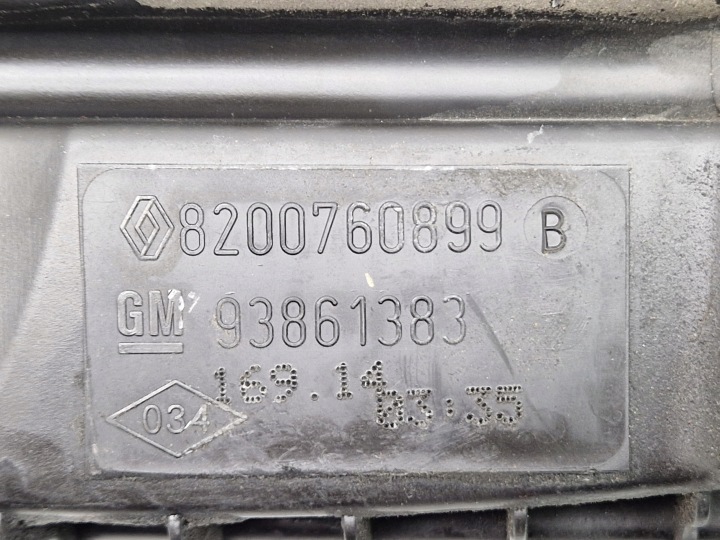 TRAFIC VIVARO II 2 2.0 DCI CHÂSSIS FILTRE AIR 8200760899B 3