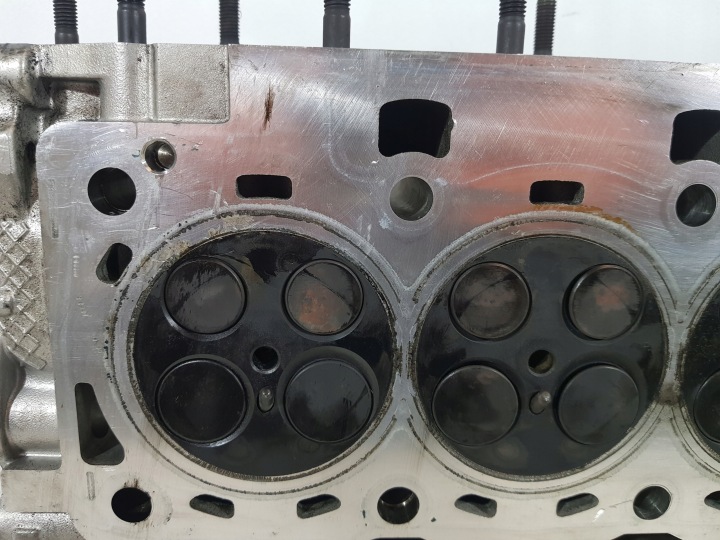 CULASSE PISTONS 22111-2U000 HYUNDAI I30 KIA CEED 1.6 CRDI D4FE