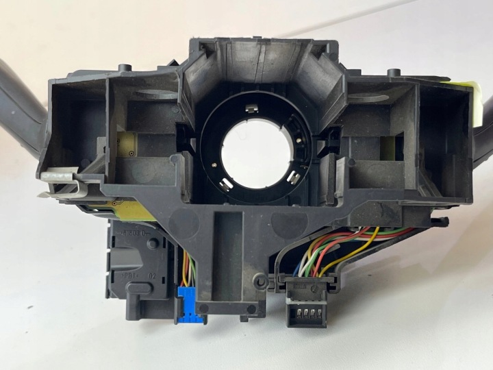COMMUTATEUR COMPOSITE BANDE VOLKSWAGEN TOURAN 5N AB