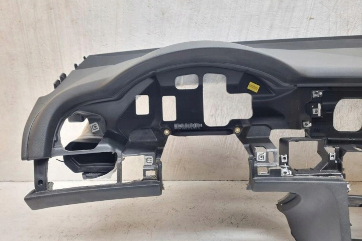 TABLEAU DE BORD COCKPIT AUDI A6 AVANT (4F5, C6) 4F1858005B 2.0L GASOLINE