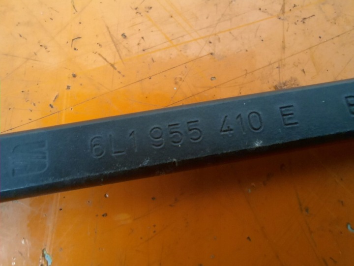 SEAT IBIZA III LIFT 06-08 BRAS ESSUIE-GLACES AVANT DROIT 6L1955410E BXW