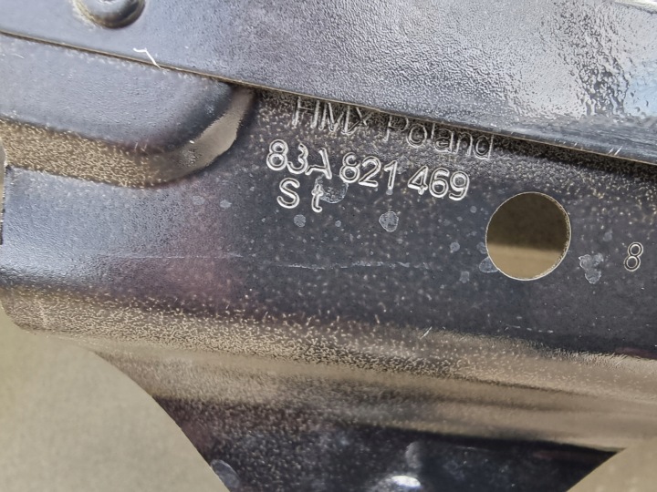 AUDI Q3 83A 18- AILE GAUCHE AVANT AVANT 83A821469