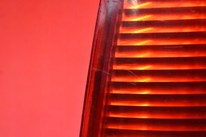 PHARE GAUCHE ARRIÈRE ARRIÈRE 1T0945095C VW TOURAN 1 I 03-06