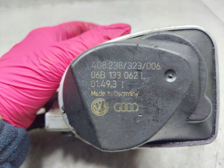 PAPILLON DES GAZ 06B133062L VW PASSAT B5 RESTYLAGE 2.0 B