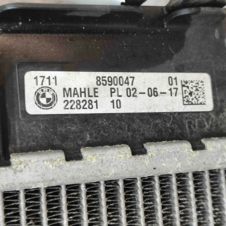 BMW 5 G30 G31 3.0 D B57 265 KM RADIATEUR EAU 8590047