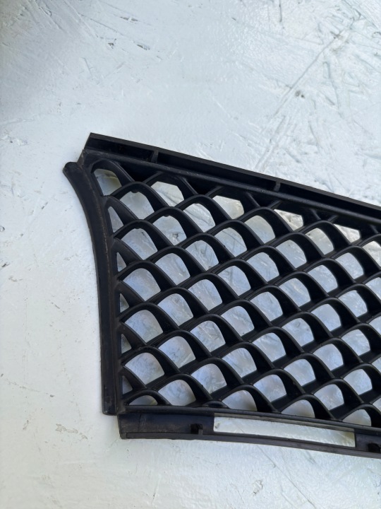 MERCEDES E-KLASA W213 GRILLE PARE-CHOCS DROITE A2138851600 GAUCHE A2138851500