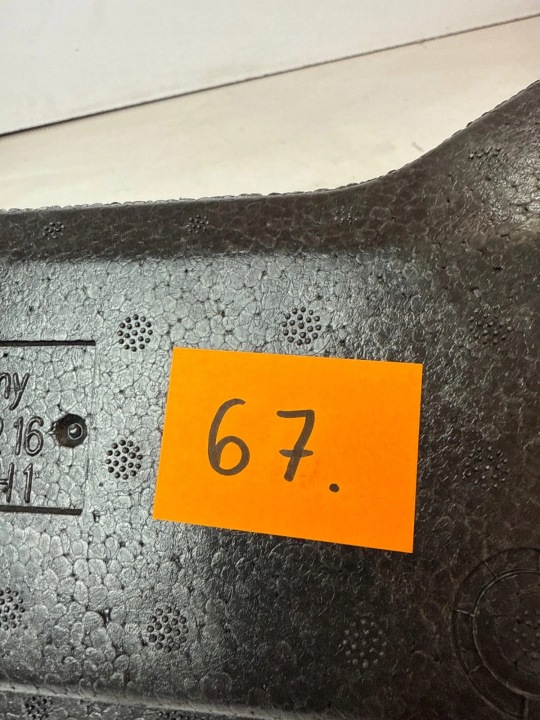 POLYSTYRÈNE COUVERCLES DE COFFRE DROIT MERCEDES A CLASSE W176 AMG