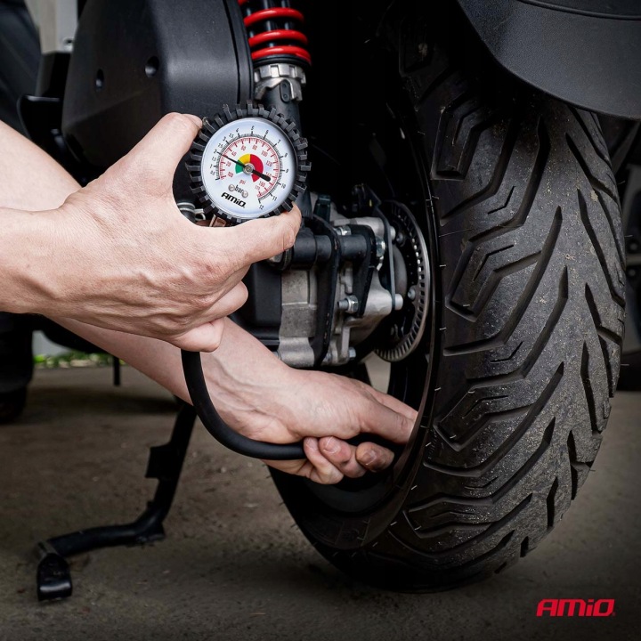 MANOMÈTRE ANALOGIQUE MANOMÈTRE AVEC TUYAU À DLUGOSCI 30CM 12 BAR VERS VOITURE TIR MOTO