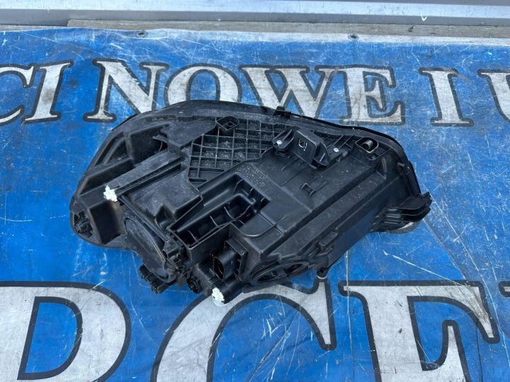 MERCEDES CLA 118 PHARE DROITE 1189062000