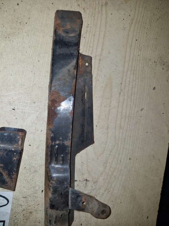 PROTECTION CHAÎNES JAWA 175 356 125 355 CZ 450 455 KIVACKA