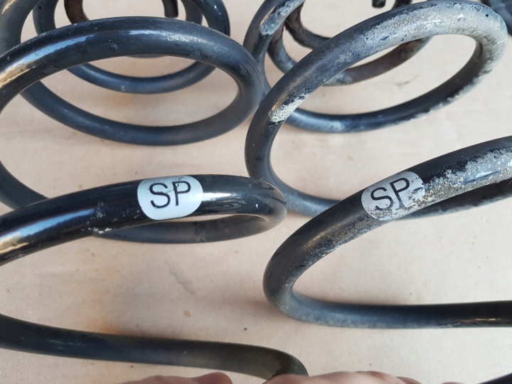 RESSORTS ARRIÈRE SP CAOUTCHOUC OPEL ZAFIRA B FONCTIONNELLES ORIGINE BON ÉTAT