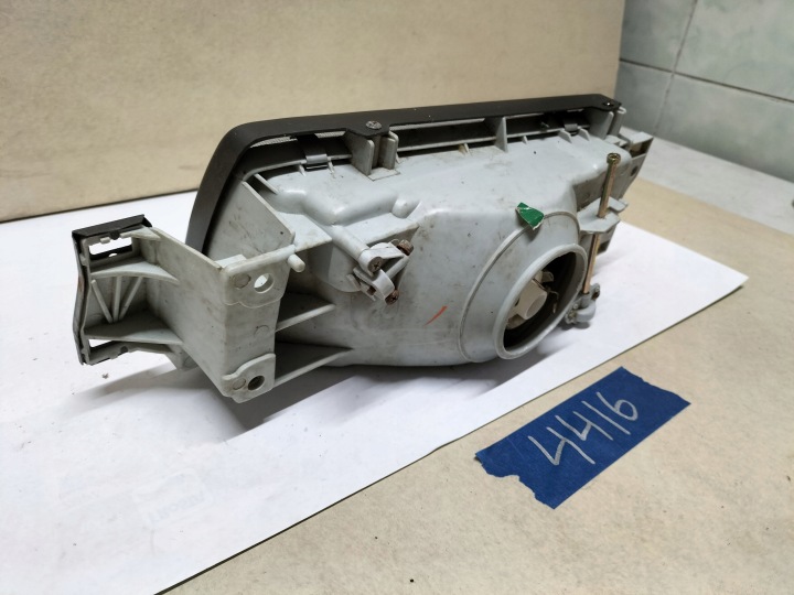 MADA 323 PROJECTEUR DROIT (SZCZECIN-GORZOW- POZNAŃ 4416