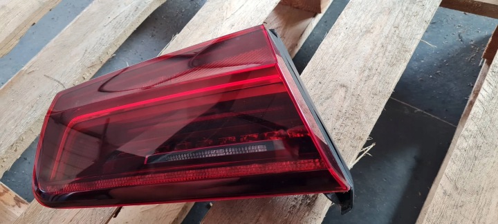 A6 C7 4G LIFT PHARE GAUCHE GAUCHE DANS COUVERCLE DE COFFRE ARRIÈRE LED 4G5945093D USA BERLINE