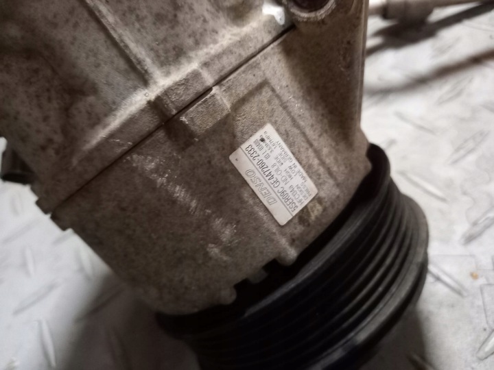 POMPE COMPRESSEUR DE CLIMATISATION TOYOTA AURIS I GE447260-2333 1.4 D4D