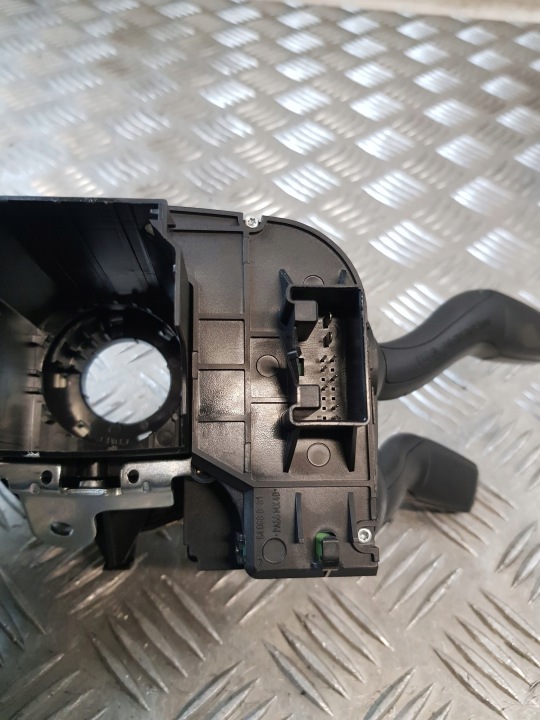 COMMUTATEUR COMPOSITE 4F0953549D BANDE AIRBAG AUDI A6 C6 LIFT 10R-