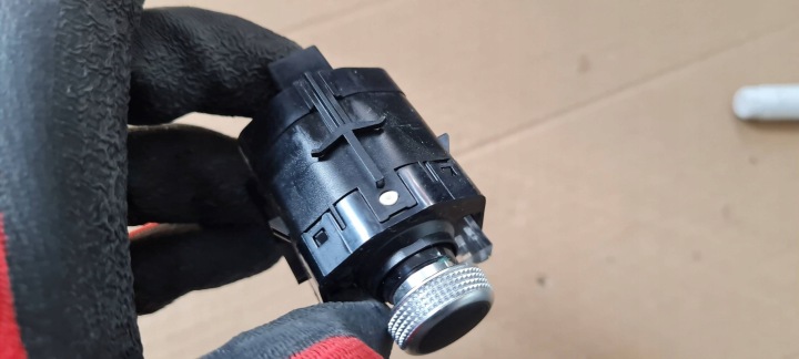 Q3 83A BOUTON POIGNÉE ROTATIVE RÉGLAGES GLOSNOSCI RÉGULATEUR 83B919600C