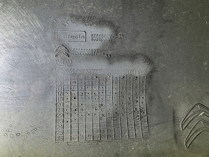 CITROEN JUMPY 17- GRILLE PARE-CHOCS AVANT