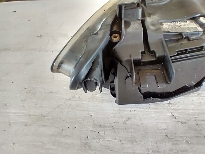 AUDI Q7 4L 06-10 PHARE GAUCHE AVANT GAUCHE AVANT 4L0941003K ANGLAIS UK