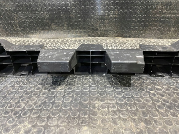 DACIA DUSTER III 3 24- POUTRE RENFORCEMENT PARE-CHOCS ARRIÈRE ARRIÈRE