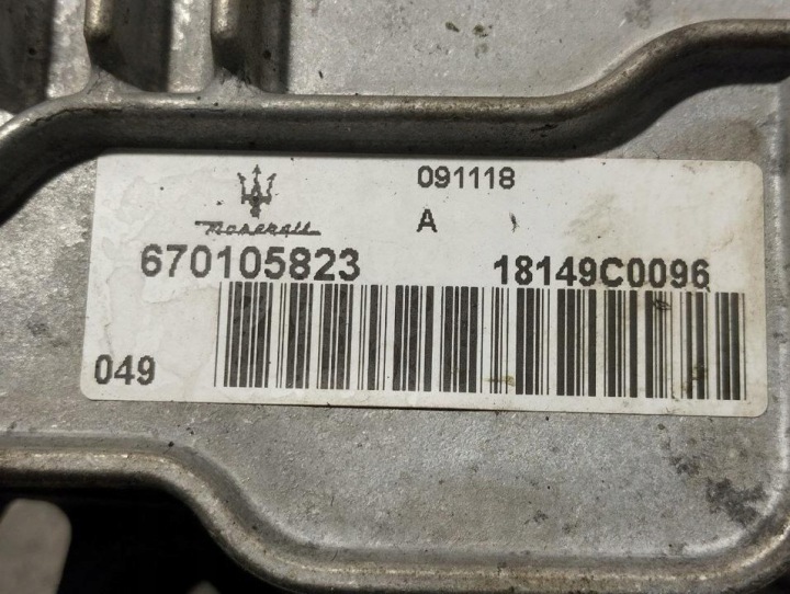PETIT MOTEUR RÉDUCTEUR MASERATI LEVANTE 2019 670105823
