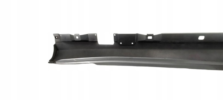 MERCEDES A-KLASA W177 177 18- MOULURE SEUIL DROITE REVÊTEMENT 1776908700