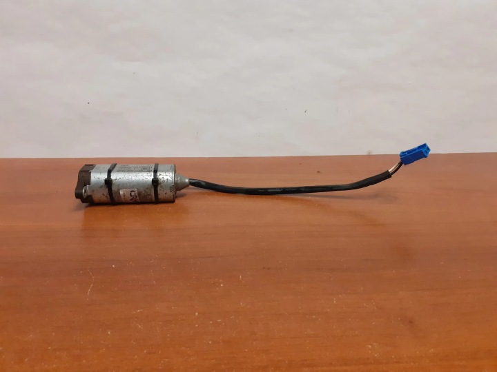 PETIT MOTEUR AVANT GAUCHE SIÈGES MERCEDES-BENZ E (W211) 8398 2003