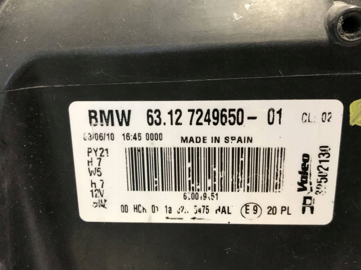 BMW 1 E87 E81 LIFT LCI 07- PHARE DROITE AVANT 7249650