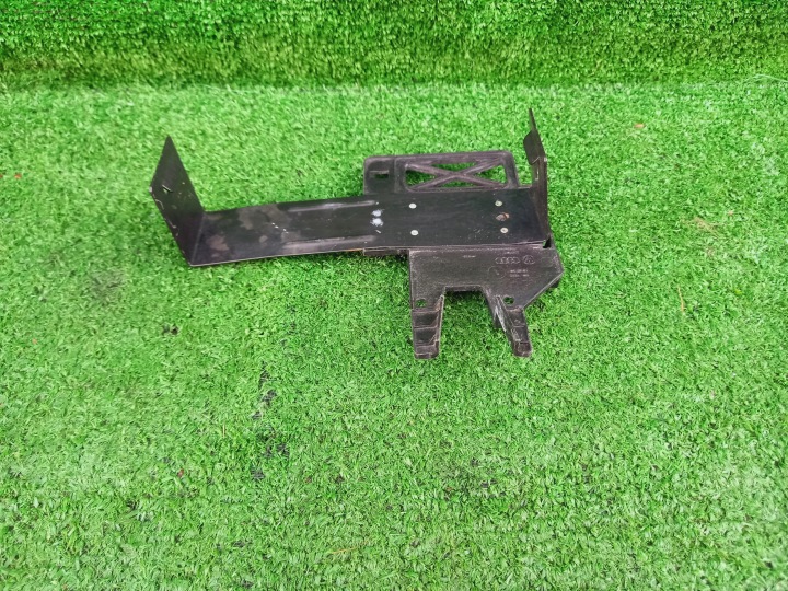 VW GOLF IV BORA SKODA OCTAVIA I AUDI A3 8L FIXATION BOÎTES FUSIBLES