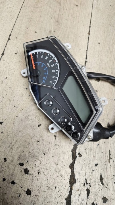 COMPTEUR COMPTEUR COMPTEUR DE VITESSE JUNAK 806 NECO