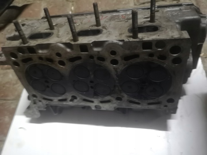 CULASSES GAUCHE DROITE ENSEMBLE AUDI 3.0 TDI 0593C 0594S